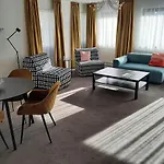 Derlon Отель 4*