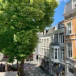 Derlon 4* Maastricht