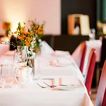 Derlon Отель 4*