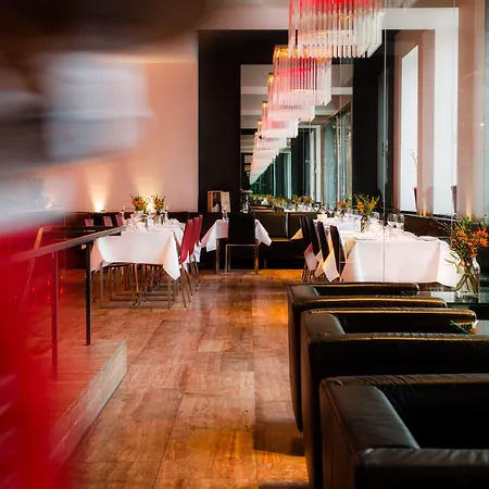 Derlon Hotel 4*