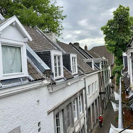 Derlon 4* Maastricht