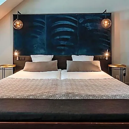 Hotel Derlon