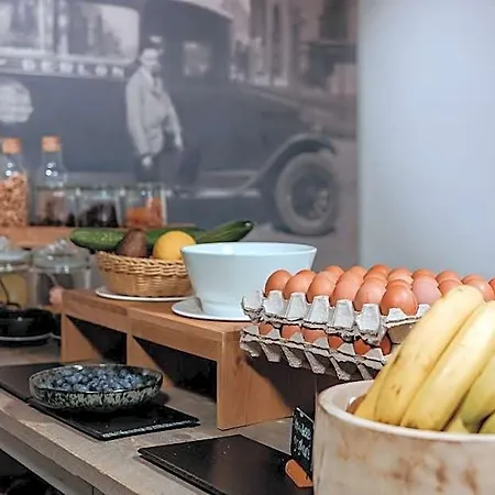 Derlon Hotel 4*