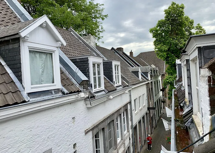 Derlon 4* Maastricht