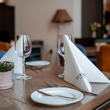 Hotell Derlon 4*
